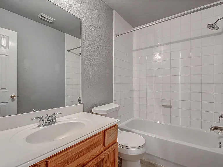 3906 Portman Glen Ln — Photo 20