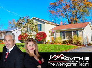 41 Amos Dr, Springfield, MA 01118