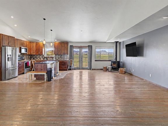 2nd image of 3768 Cupid Dr