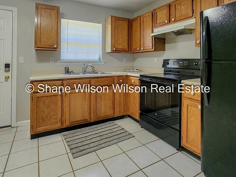 37 Allison Dr #37 — Photo 3