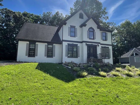 194 Scenic View Ln, Stone Mountain, GA 30087