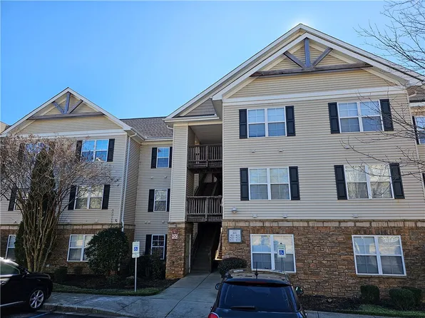 411 Lookover Dr, Anderson, SC 29621