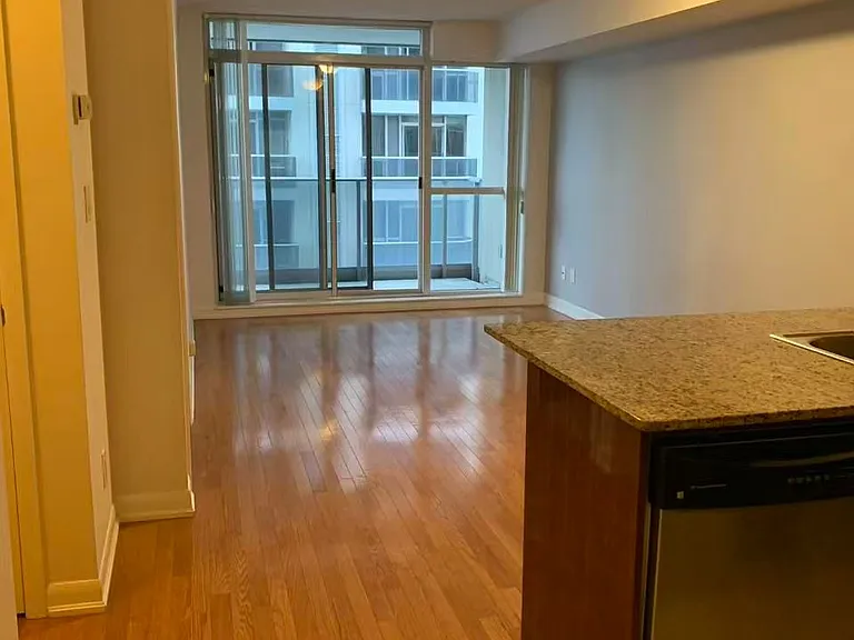 5793 Yonge St #1806 — Photo 5