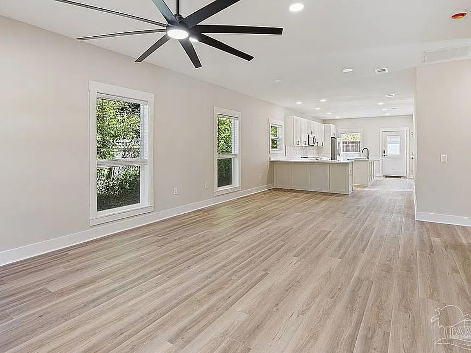 8338 Raleigh Cir, Pensacola, FL 32534 | MLS #680411 | Zillow