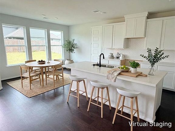 4th image of 6301 Promenade Dr