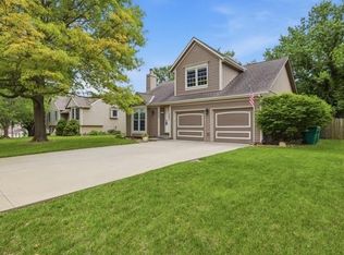 13109 Swartz Rd, Bonner Springs, KS 66012