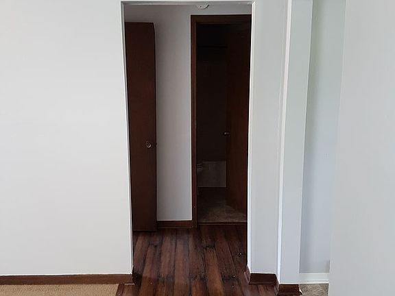 5th image of 321 Volena Pl