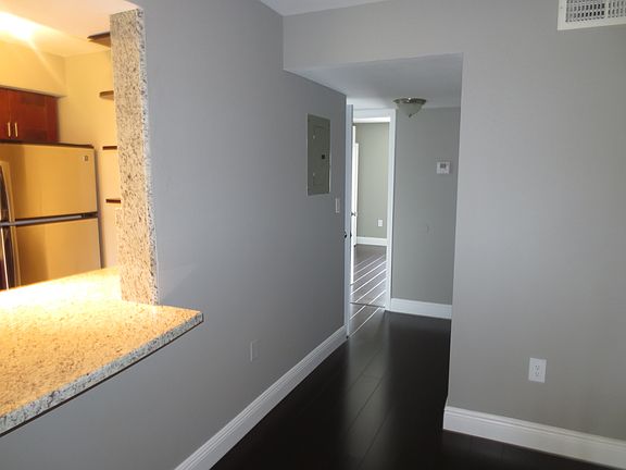5th image of 2405 NW 33rd St APT 1211