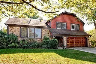 100 Westhampton Ct photo 1