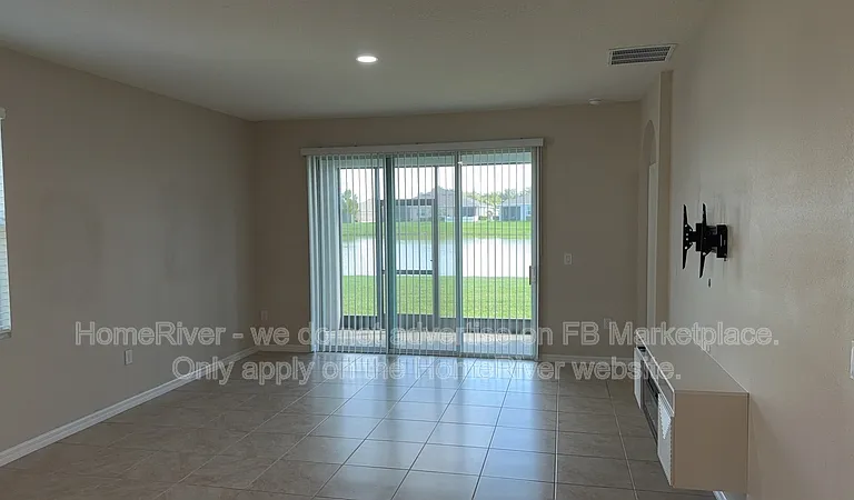 7899 Stonebrook Cir — Photo 4