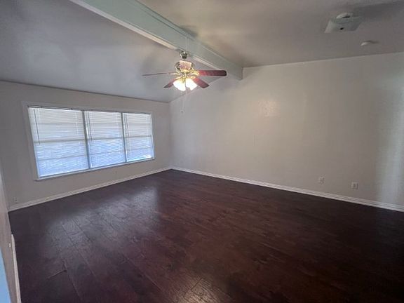 2nd image of 703 E Formosa Blvd