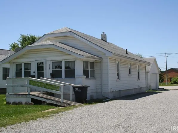1854 S Jackson St, Frankfort, IN 46041