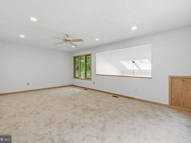 22 Poplar Point Rd — Photo 20