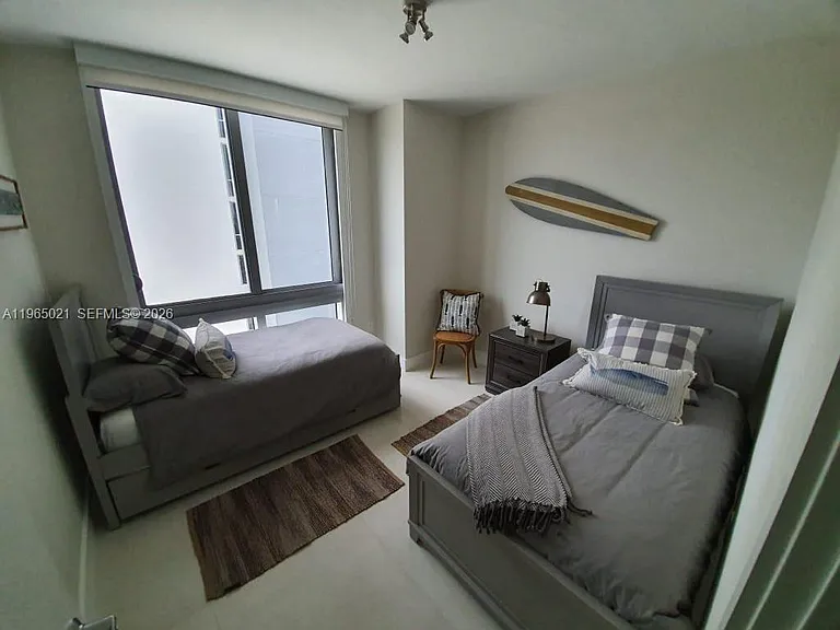 16385 Biscayne Blvd #507 — Photo 24