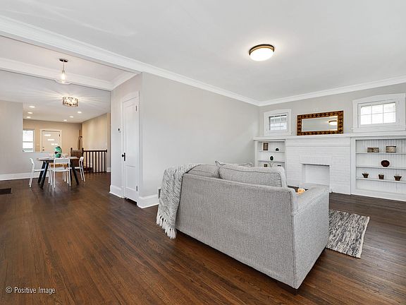 5th image of 6257 N Maplewood Ave