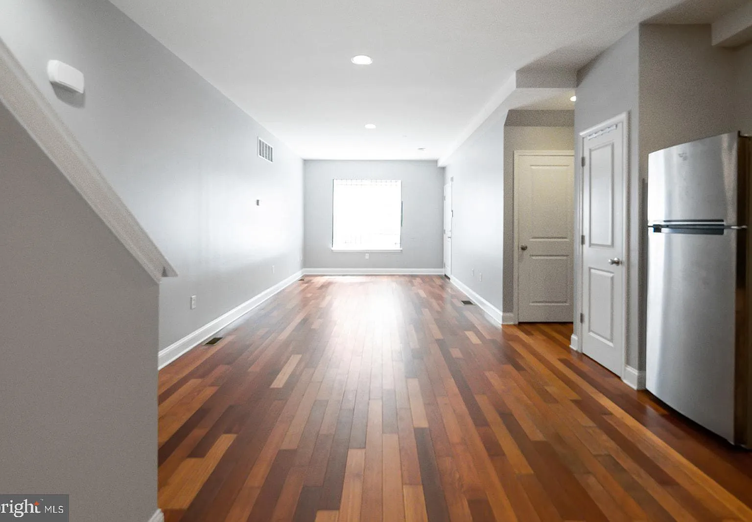 4 bed, 2252 sqft, $1,600 — Photo 4