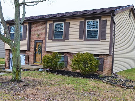 3rd image of 6979 Blackoak Dr