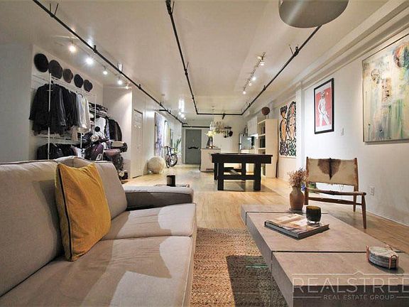 4th image of 337 Kent Ave #2A