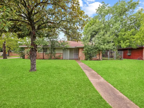 4203 Wuthering Heights Drive, Houston, TX 77045