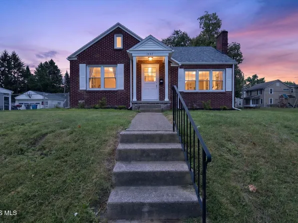 1447 Craigwood Rd, Toledo, OH 43612