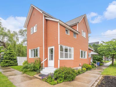 201 Page St NE, Grand Rapids, MI, 49505