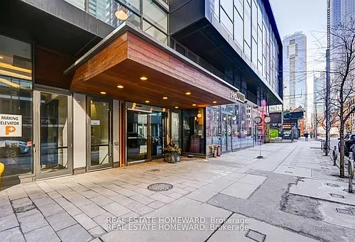 290 Adelaide St W Photo 1