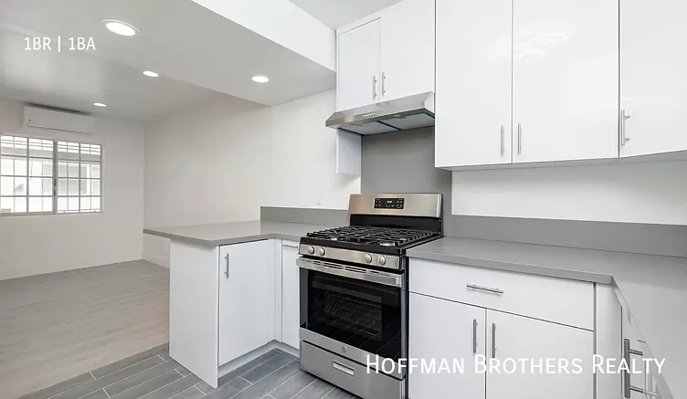 1511 Venice Blvd Venice, CA 90291 — Photo 2