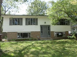 142 Indiana St, Park Forest, IL