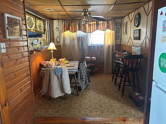 5th image of 318 Linden Ln