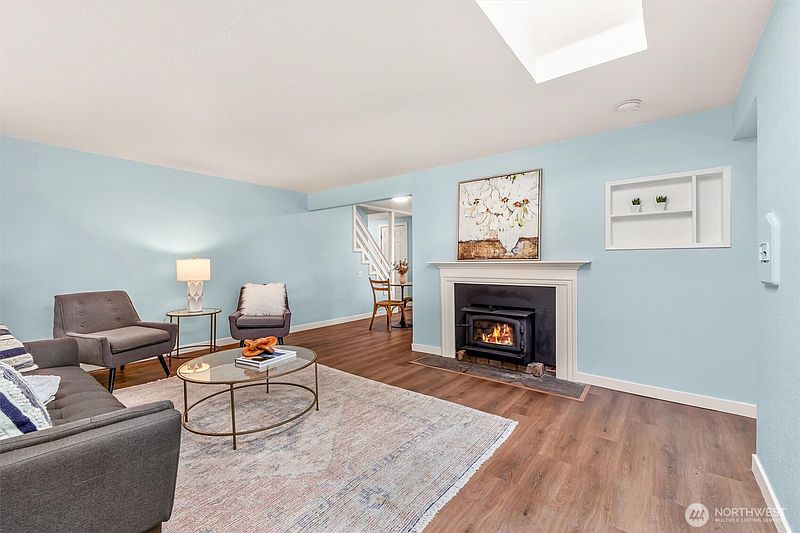 2nd image of 17024 8th Avenue NE