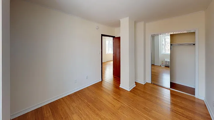 Rented by Metro Garden Realty NYC | media 44