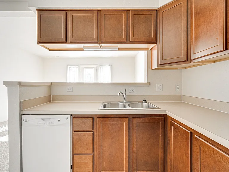 The Harbours Apartments — Photo 7