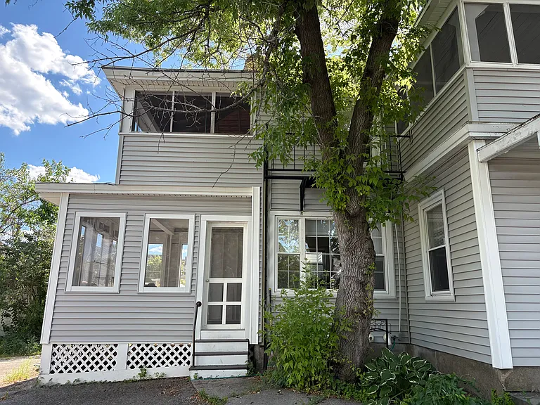 4 Belmont St — Photo 2