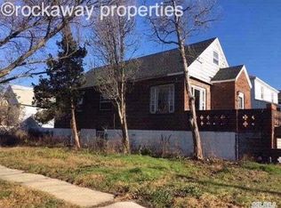 12618 Cronston Ave, Belle Harbor, NY 11694