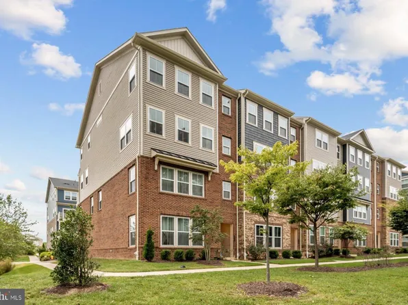 2802 Waverly Creek Ln #36, Hanover, MD 21076