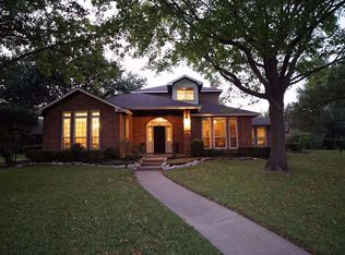 8501 Abbey Ct, Rowlett, TX