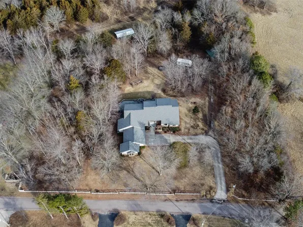 12475 Country Club Dr, Rolla, MO 65401