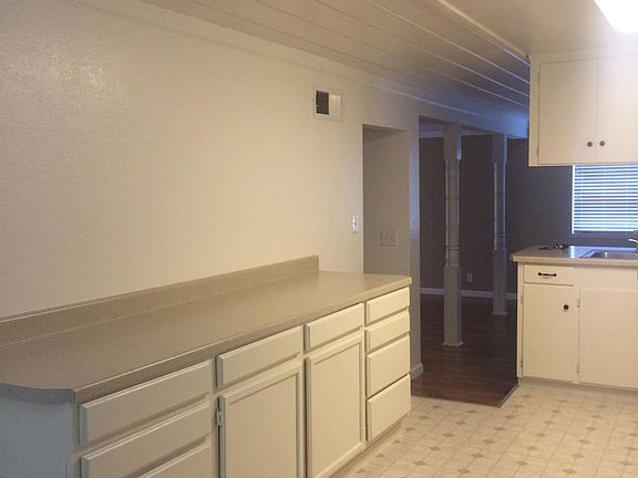 4th image of 4810 Elvas Ave