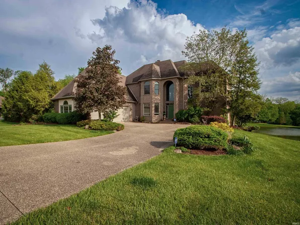 2411 N Clydesdale Dr, Vincennes, IN 47591