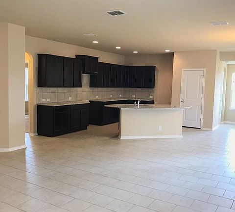 3rd image of 8930 Ironwood Hl