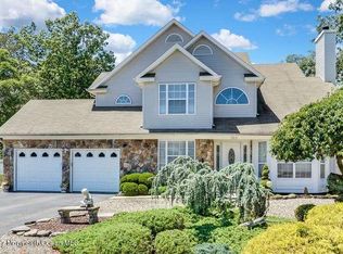 163 Christian Ct, Toms River, NJ 08753