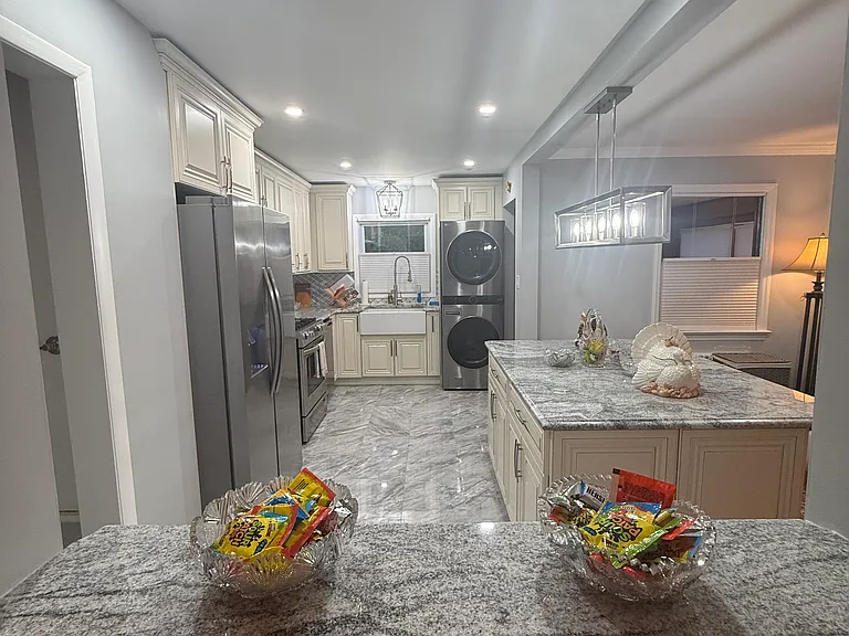 46 Spring Valley Ave — Photo 5