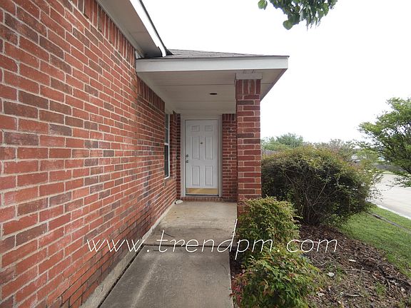 2nd image of 4177 Fossile Butte Dr