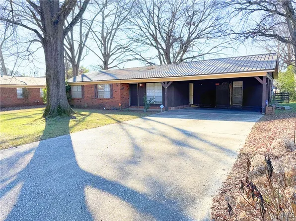 2412 17th Ave, Northport, AL 35476