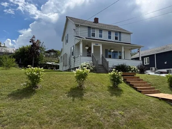388 Victoria St, Dalhousie, NB E8C 2S4