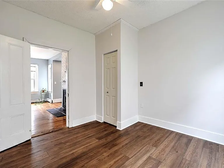 16 Duncan Ave #1 — Photo 18