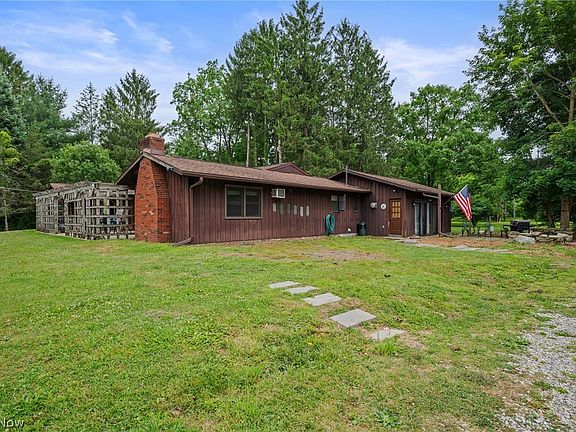 4th image of 25060 Royalton Rd
