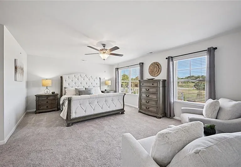 405 Lanier Cir — Photo 17