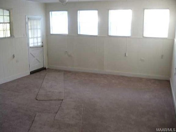 5th image of 4344 Yorkshire Dr