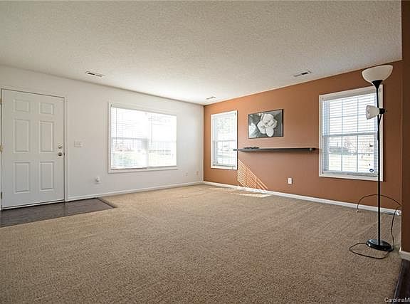 5th image of 1535 Brookgreen Ave